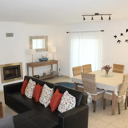Villa Andorinha With Private Pool In A Quiet Area Aljezur