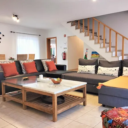 Villa Andorinha With Private Pool In A Quiet Area *