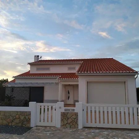 Andorinha With Private Pool In A Quiet Area * Aljezur