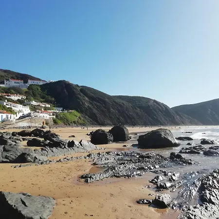 Andorinha With Private Pool In A Quiet Area
