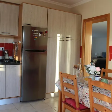 Andorinha With Private Pool In A Quiet Area Villa