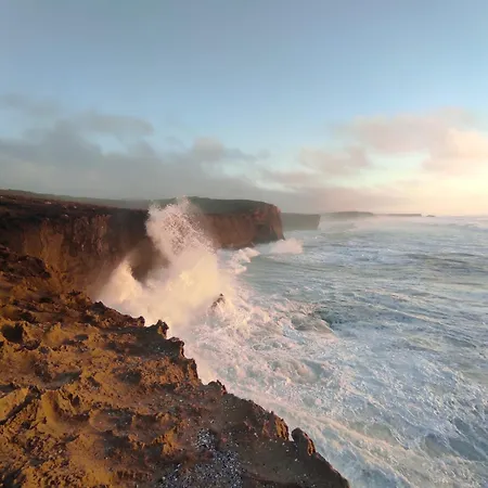 Andorinha With Private Pool In A Quiet Area Villa