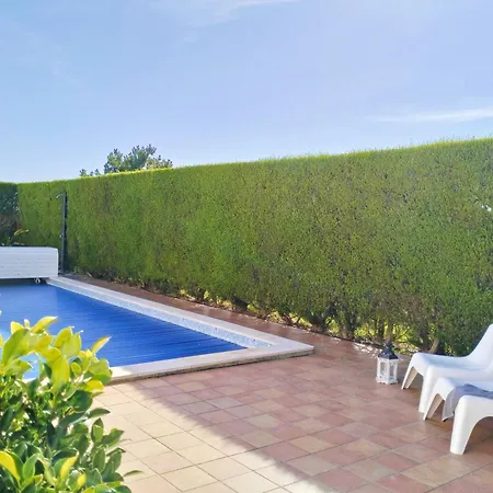 Andorinha With Private Pool In A Quiet Area Villa