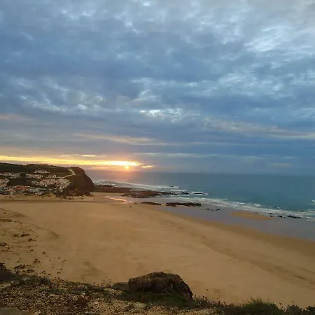 Villa Andorinha With Private Pool In A Quiet Area Aljezur