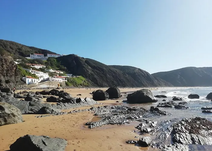 Andorinha With Private Pool In A Quiet Area