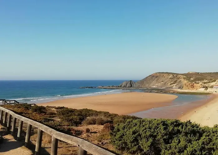 Andorinha With Private Pool In A Quiet Area