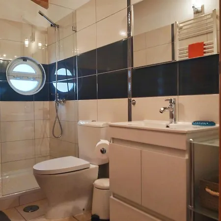 Vila Andorinha With Private Pool In A Quiet Area